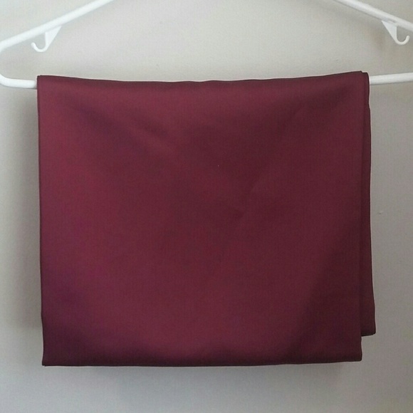 Wine red brides maid top, shirt, and shoulder cover set. - Picture 6 of 7